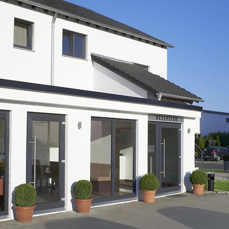 Hotel New In Gaimersheim Eksteriør bilde