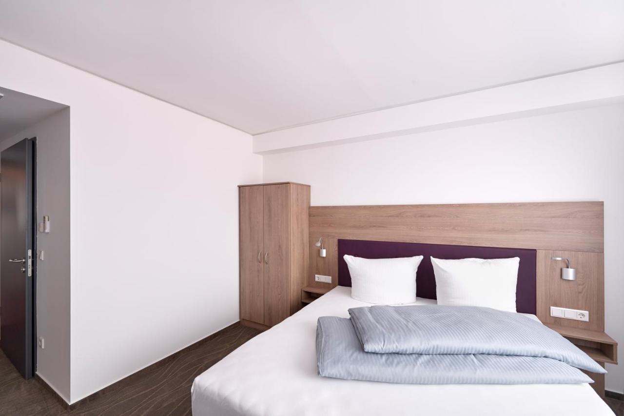 Hotel New In Gaimersheim Eksteriør bilde